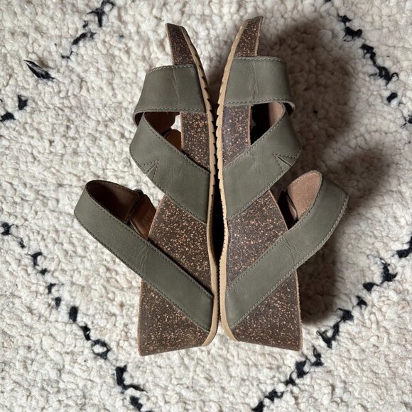 Dansko Susie Sage Green Nubuck Strappy Open Toe Wedge Sandals size 41 / 10.5–11 - Picture 6 of 6